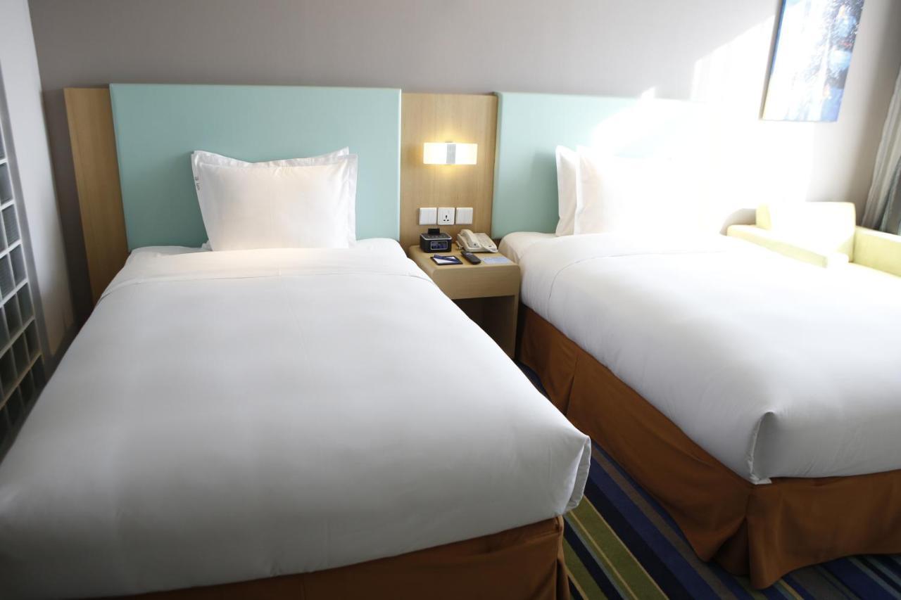 Holiday Inn Express Yingkou Onelong Plaza By Ihg Gaizhou Eksteriør bilde