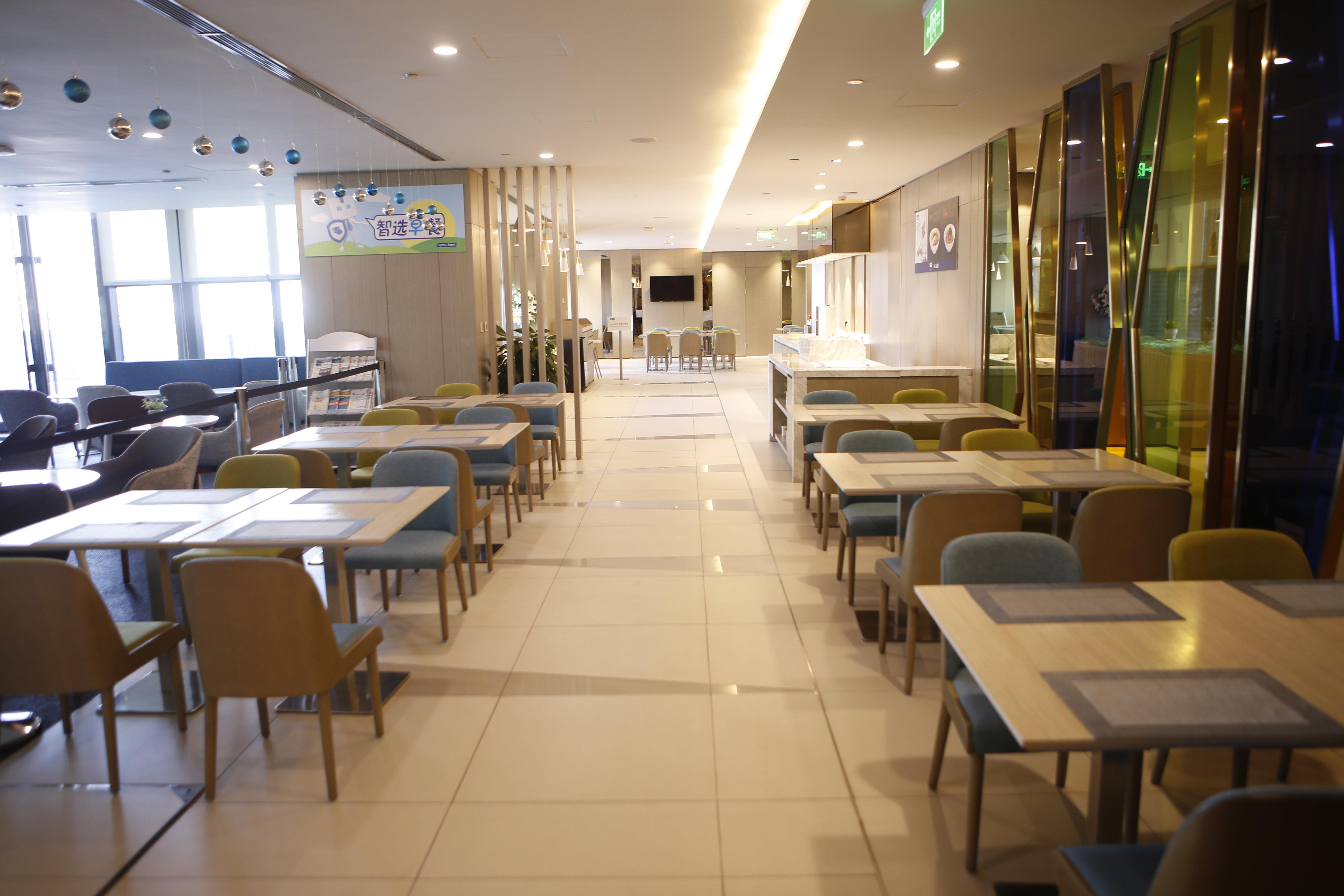 Holiday Inn Express Yingkou Onelong Plaza By Ihg Gaizhou Eksteriør bilde
