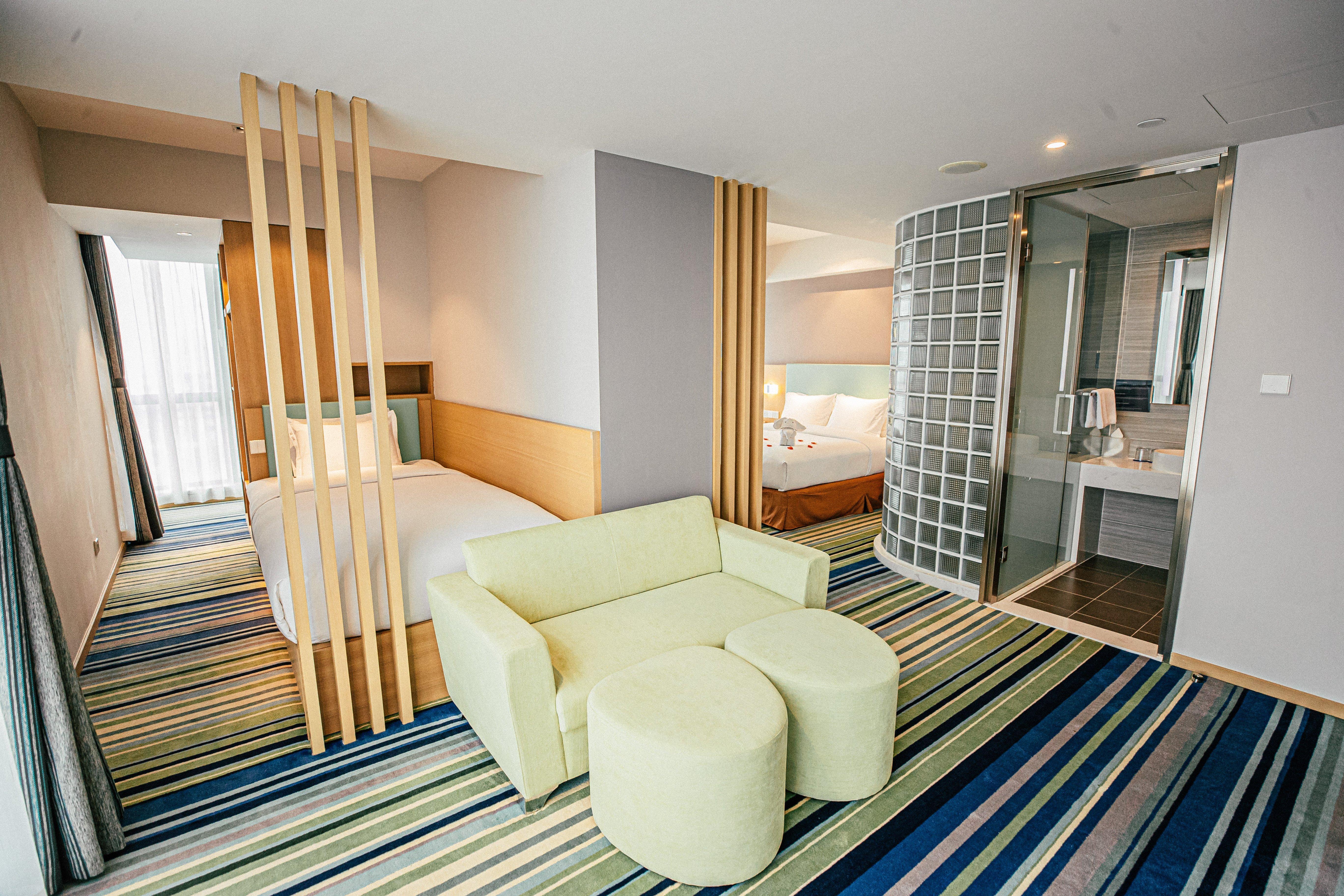 Holiday Inn Express Yingkou Onelong Plaza By Ihg Gaizhou Eksteriør bilde